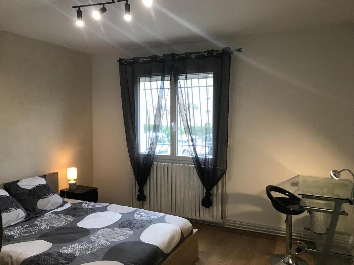 1à6-Cinéma-Netflix-Parking-Fibre OFFERT Montpellier Exterior foto