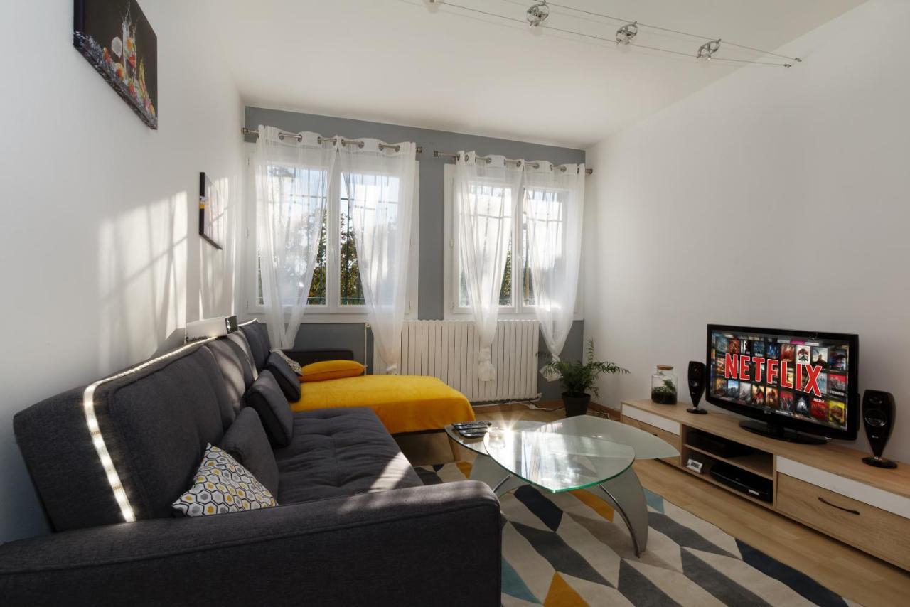 1à6-Cinéma-Netflix-Parking-Fibre OFFERT Montpellier Exterior foto