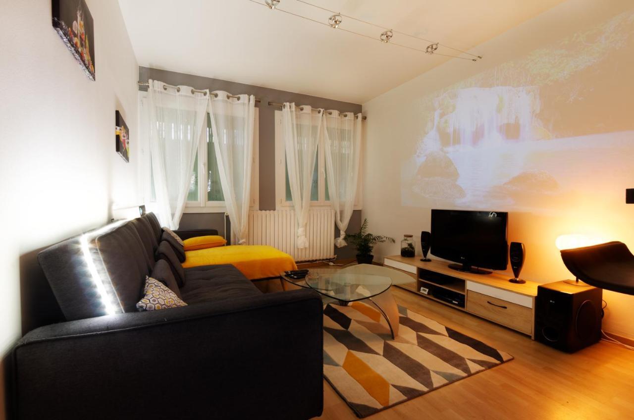1à6-Cinéma-Netflix-Parking-Fibre OFFERT Montpellier Exterior foto